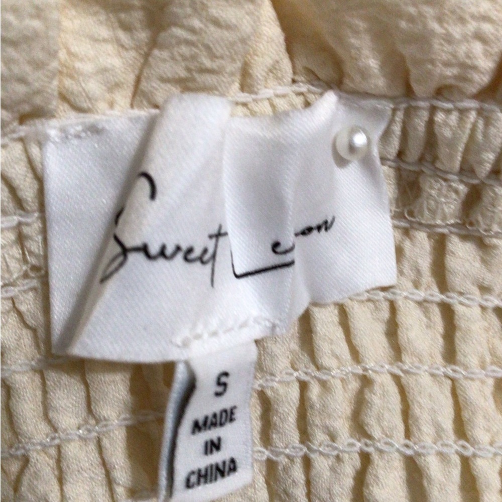 Sweet Lemons Elegant Cream Smocked Dress Size S - Picture 4 of 5